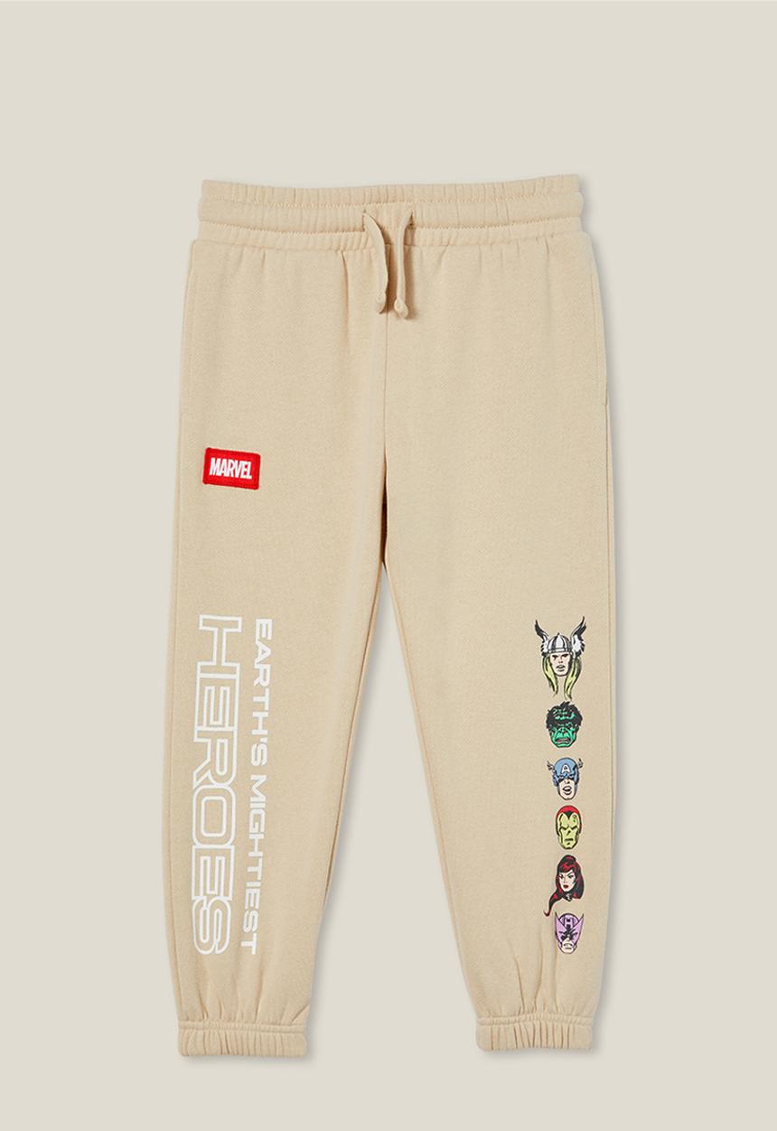 Cotton On - License marlo trackpant - lcn mar rainy day/avengers heroes