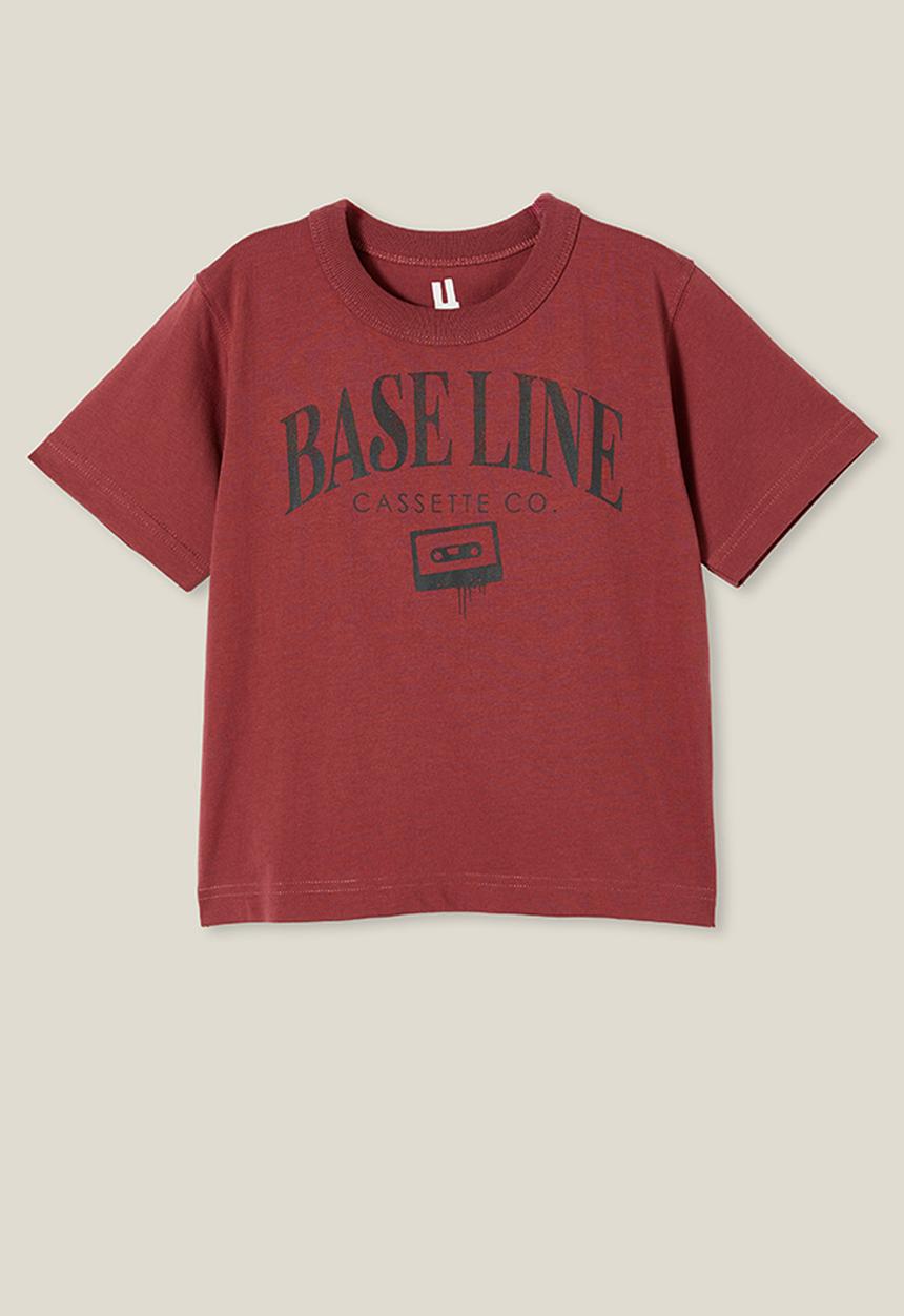 Cotton On - Jonny short sleeve print tee - vintage berry/baseline cassette co.