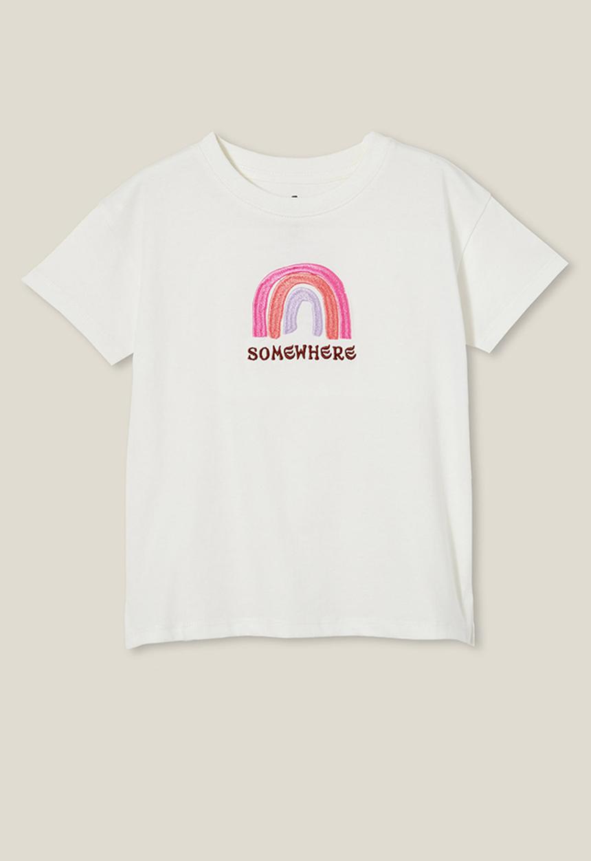Cotton On - Poppy short sleeve print tee - vanilla/rainbow somewhere
