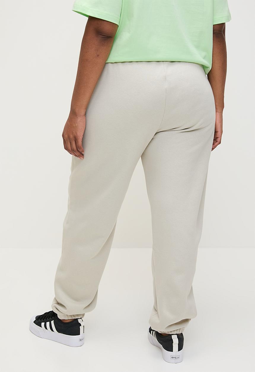 adidas Originals - Plus Relaxed Jogger W - Putty Grey