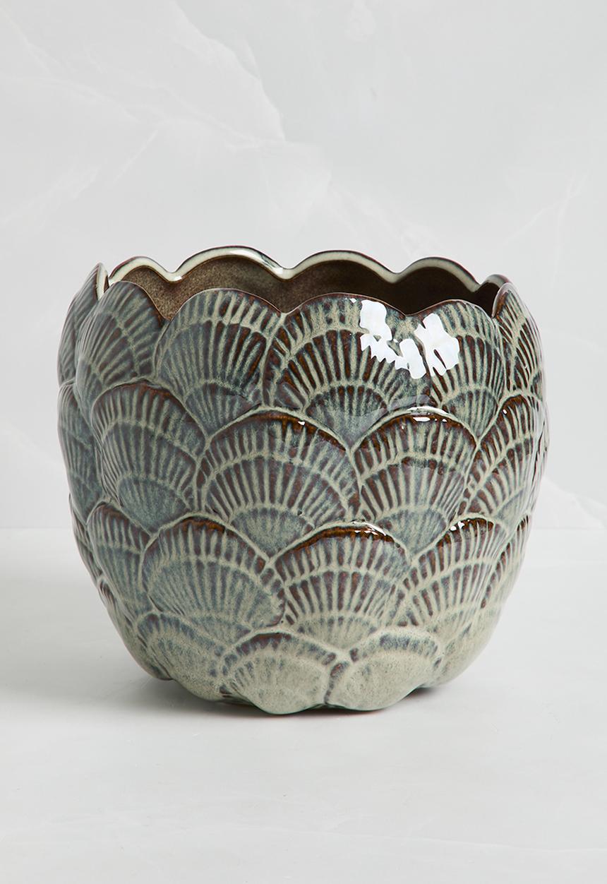 Silk By Design - Scallop ceramic planter - terracotta