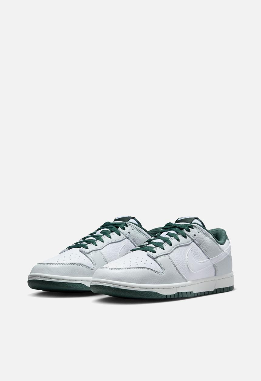 Nike - Nike Dunk Low Retro