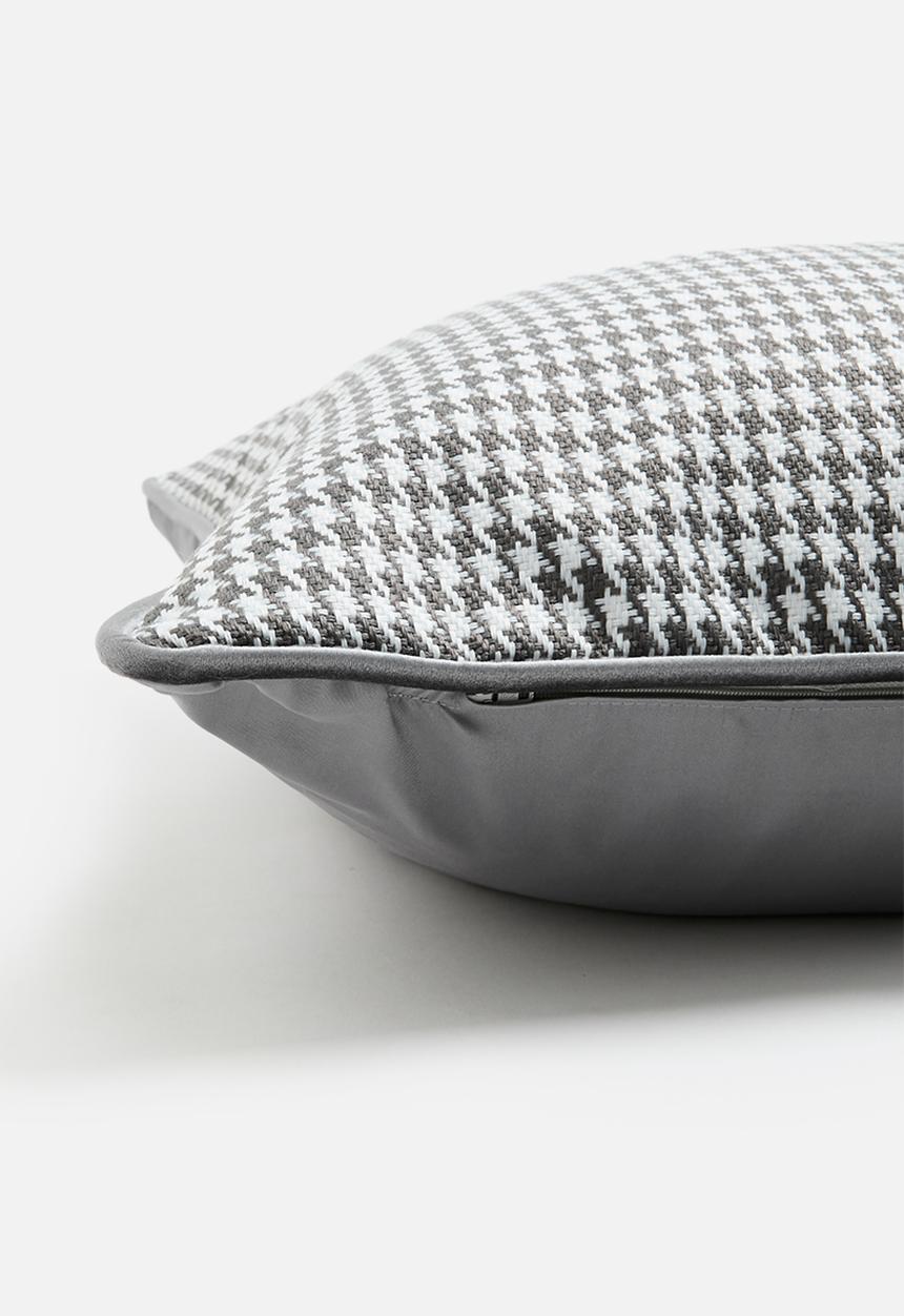 Grey Gardens - Hound cushion cover - Grey
