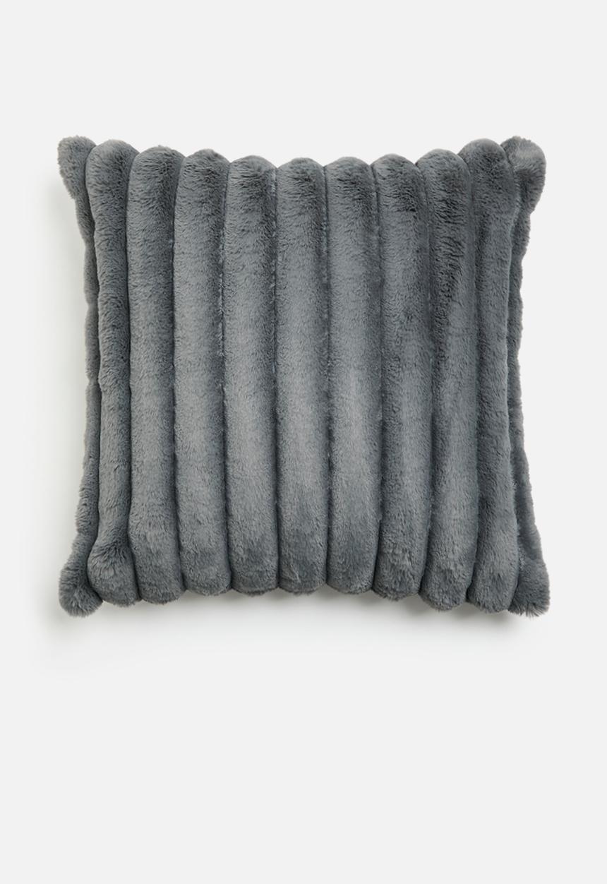 Grey Gardens - Plush cushion cover - Charcoal
