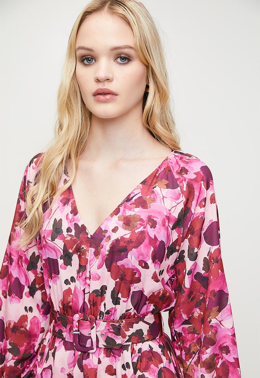 MILLA - Soft waisted fit and flare mini dress - moody floral