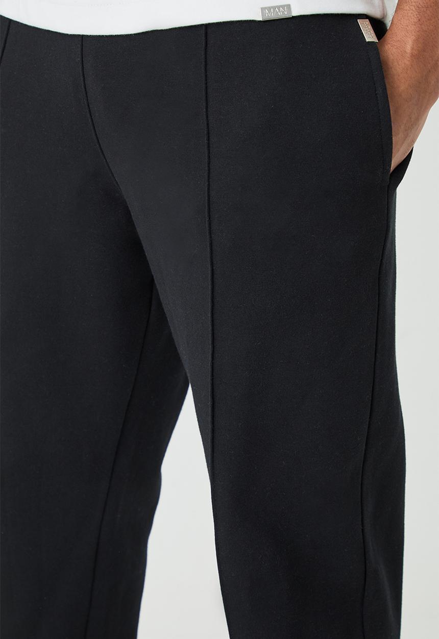boohooMAN - Relaxed interlock pintuck jogger - black