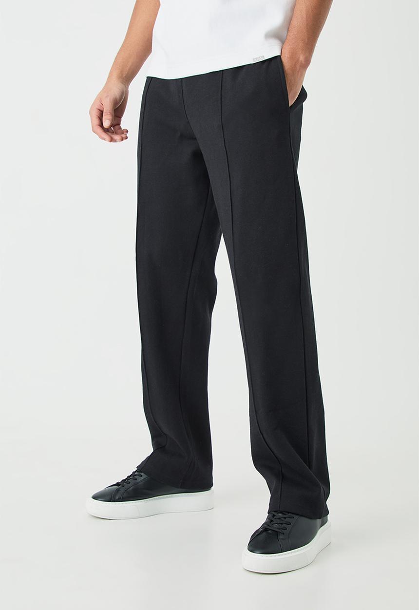 boohooMAN - Relaxed interlock pintuck jogger - black
