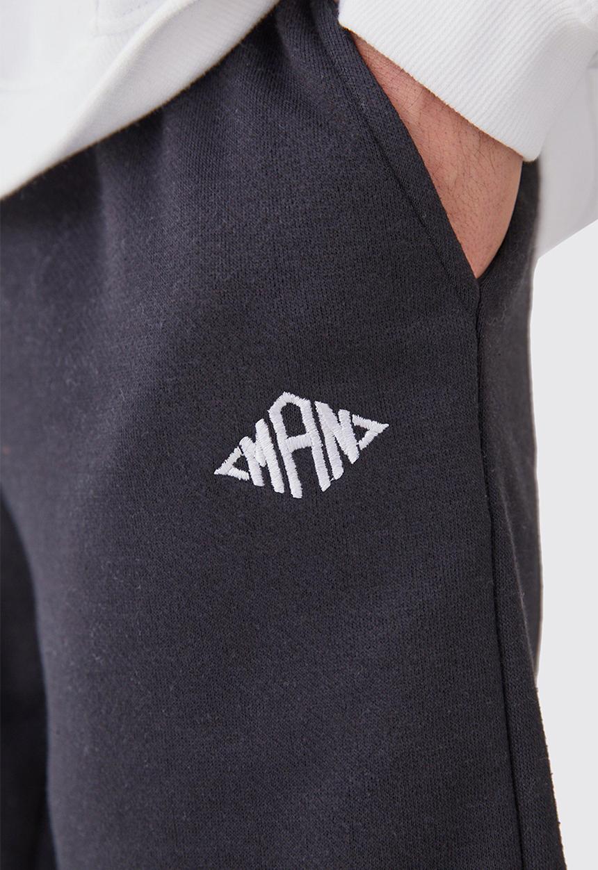 boohooMAN - Loose fit man basic short - black