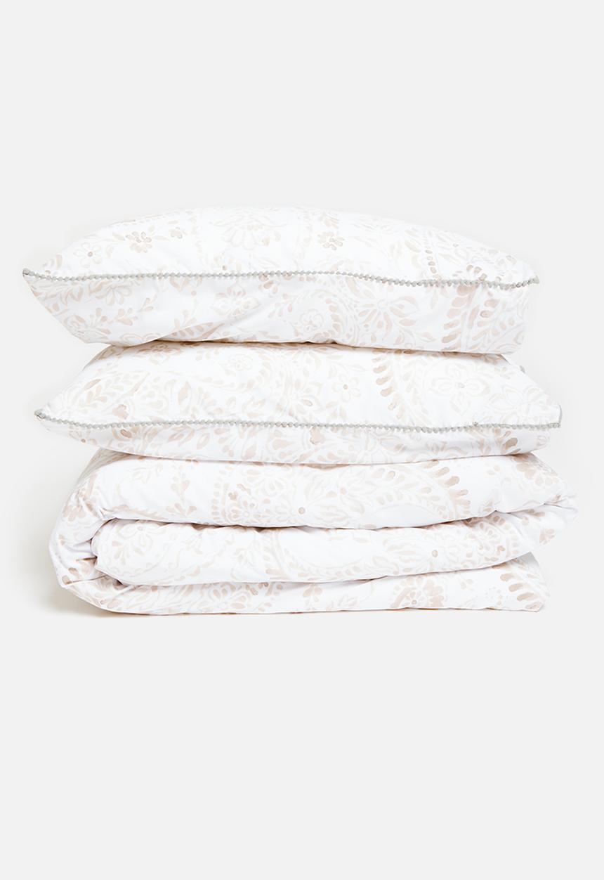 Horrockses - Cotswold Paisley Duvet Cover - white & neutral