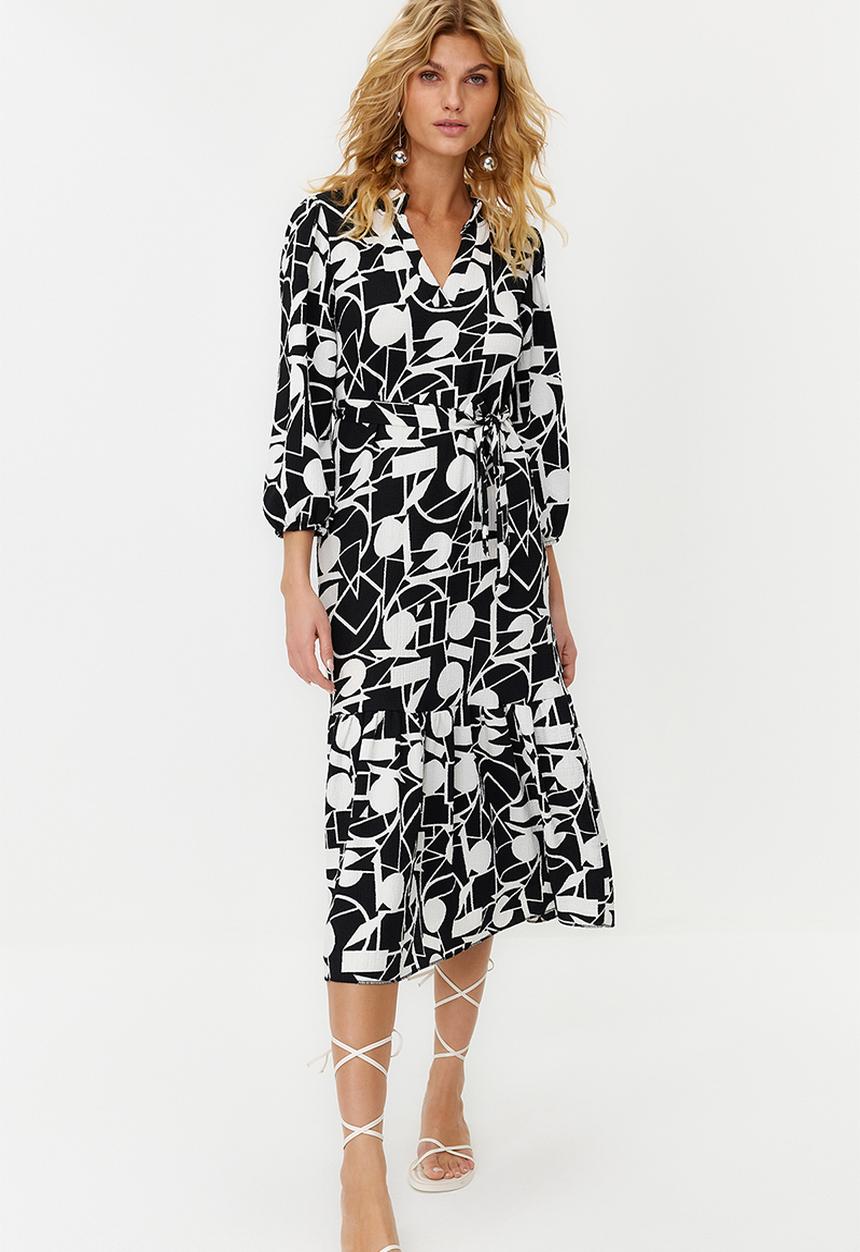Trendyol - Midi Length Knitted Dress - Black