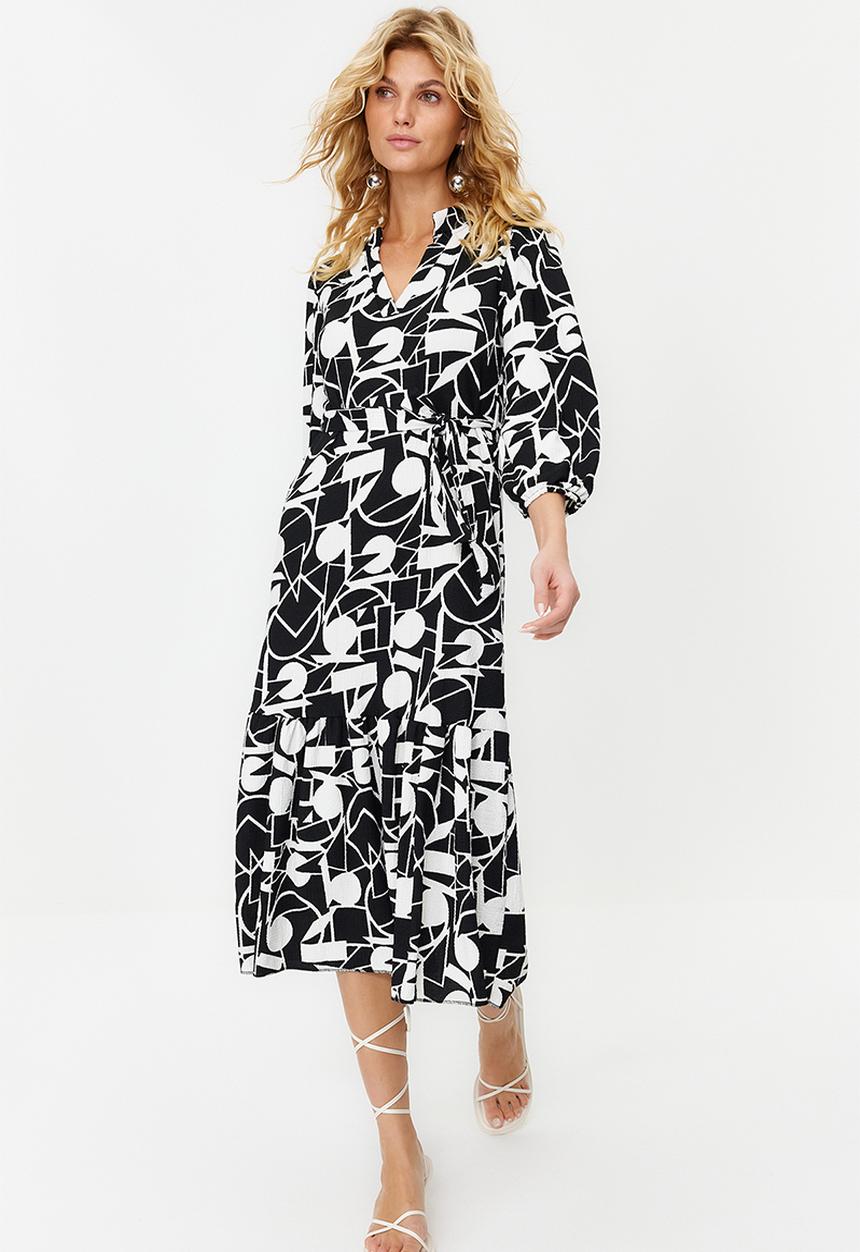 Trendyol - Midi Length Knitted Dress - Black