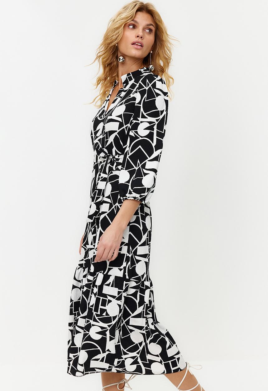 Trendyol - Midi Length Knitted Dress - Black