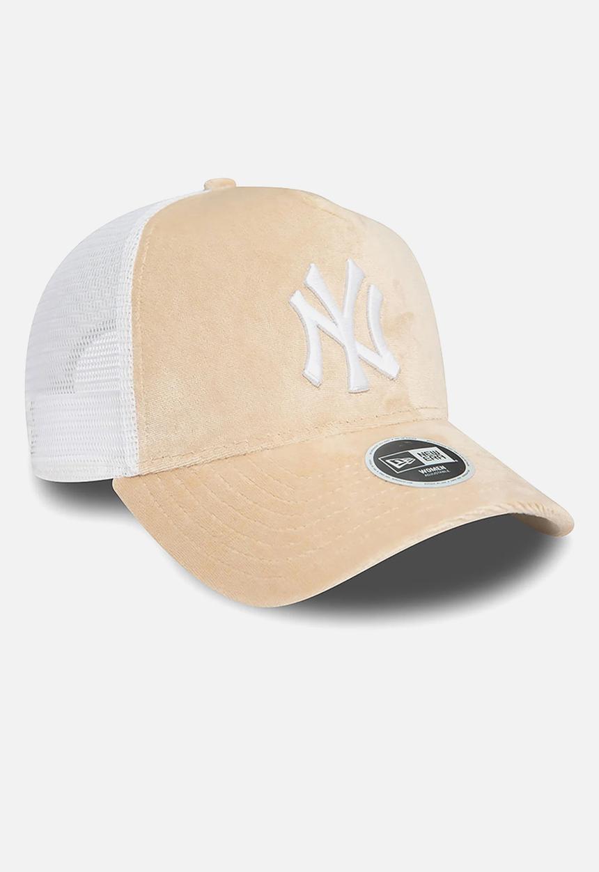 New Era - Velour trucker New York Yankees - cream & white