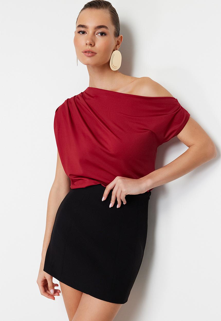 Trendyol - Asymmetric knitted blouse - burgundy