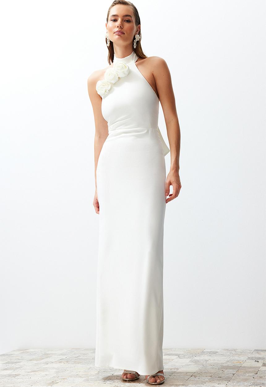 Trendyol - Rose detailed evening dress - bridal white