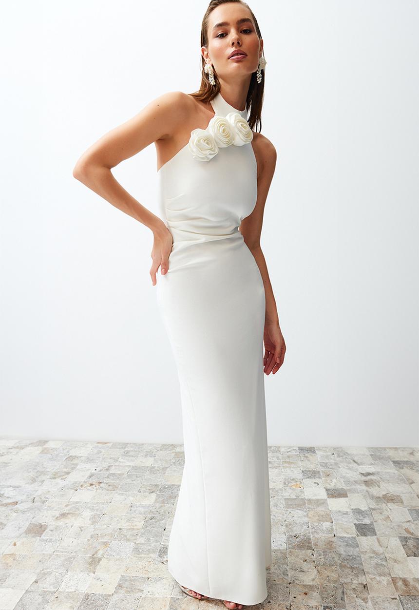 Trendyol - Rose detailed evening dress - bridal white