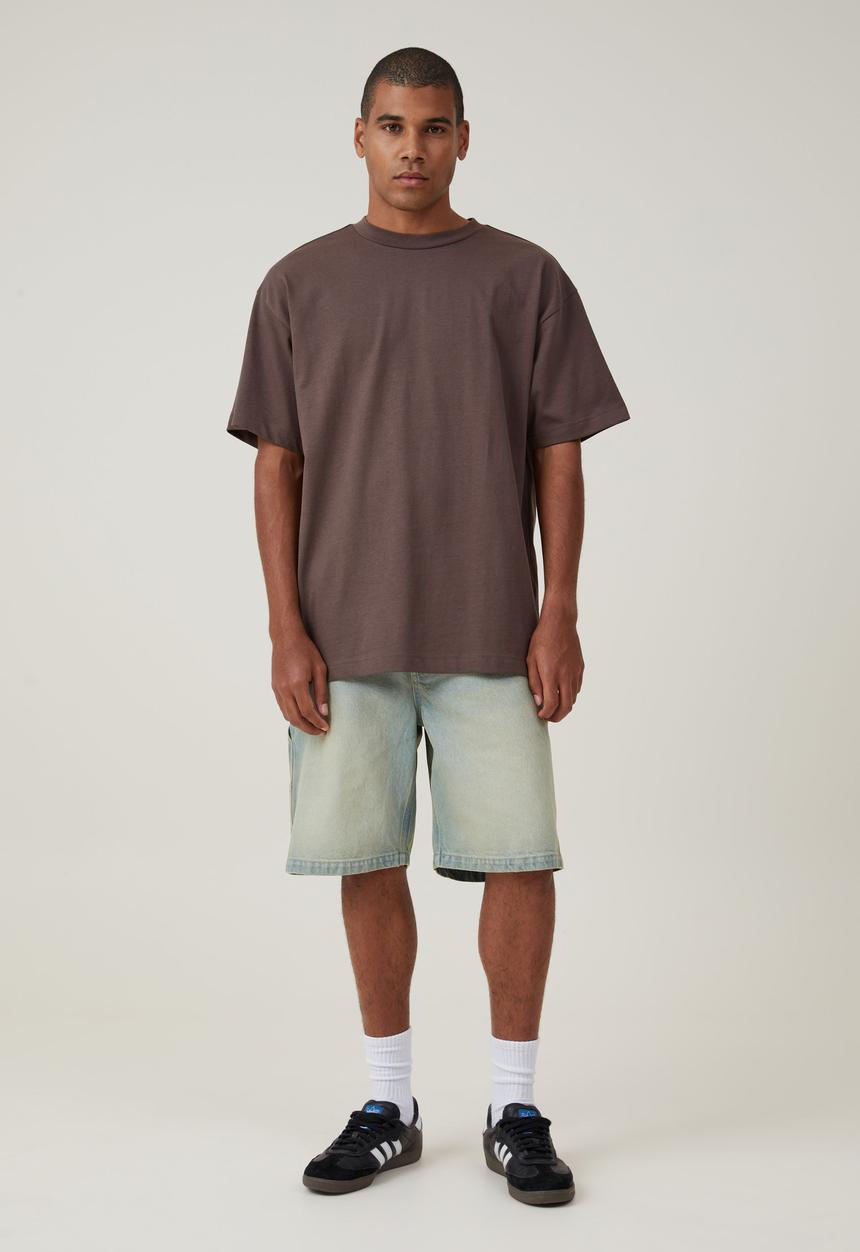 Cotton On - Box Fit Plain T-shirt - washed chocolate