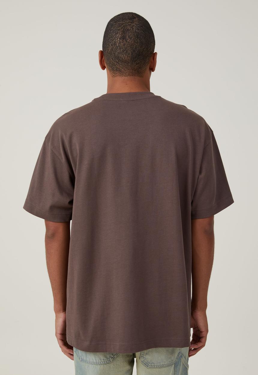 Cotton On - Box Fit Plain T-shirt - washed chocolate