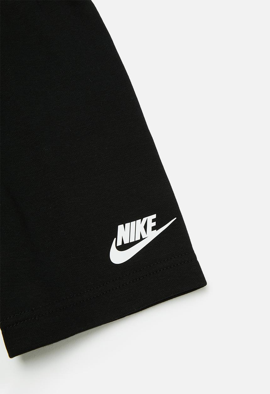 Nike - Nkb b nsw aop ft short set - black