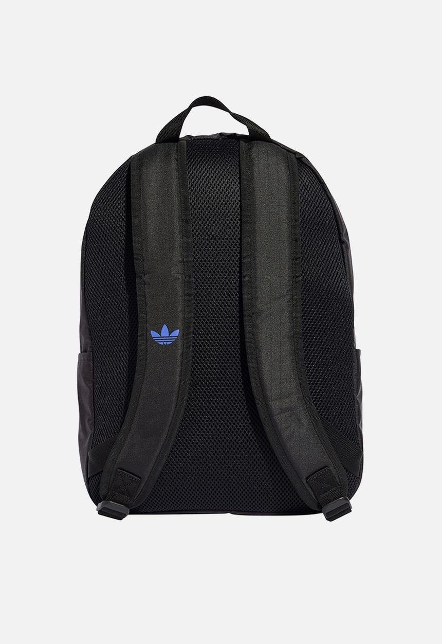 adidas Originals - Originals Logo Essential