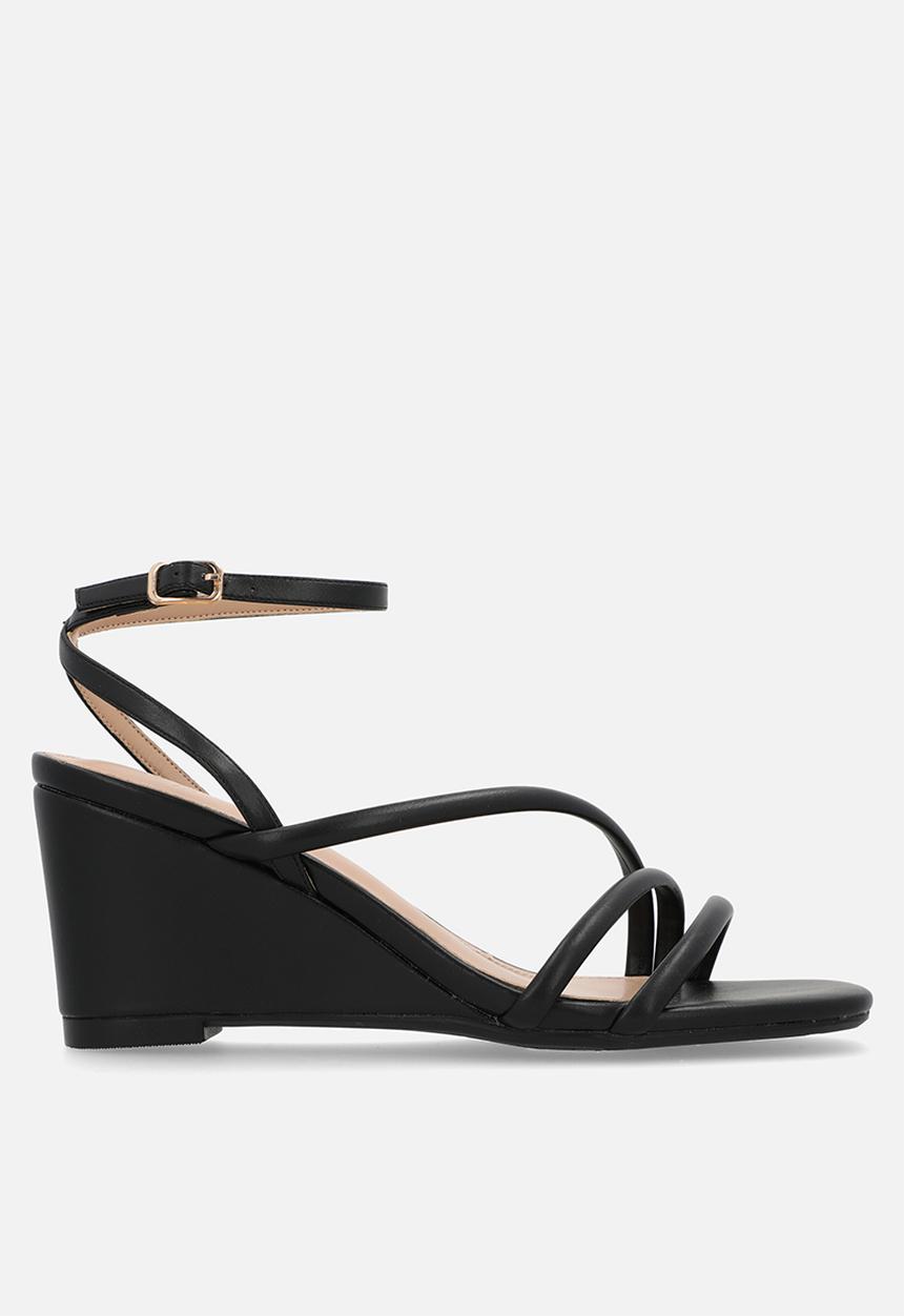 Nine West - June ankle strap wedge heel - black