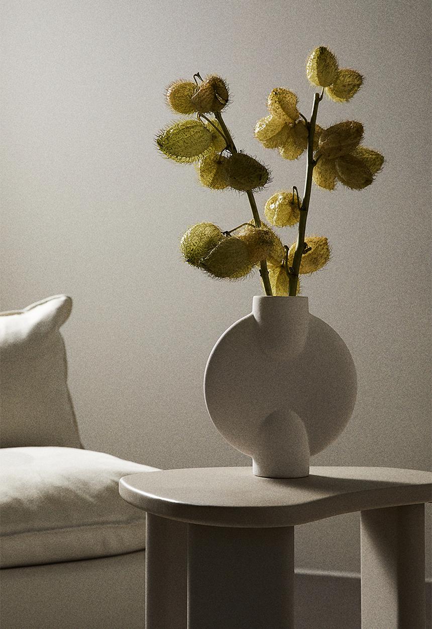 H&M - Stoneware vase - white