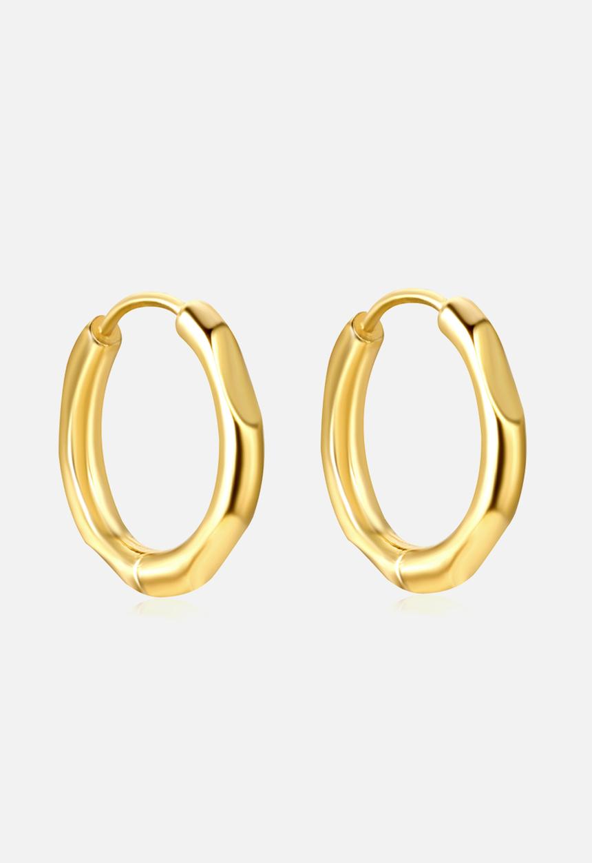 Zoe on Trend - Faceted hoop designer earring - gold
