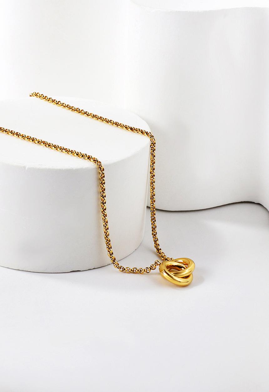 Zoe on Trend - Interlocking love necklace - gold