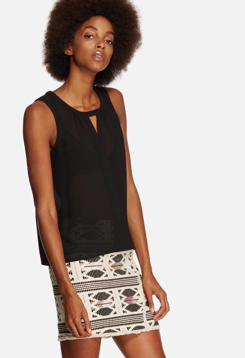 Vero Moda - Velma V-Neck Top
