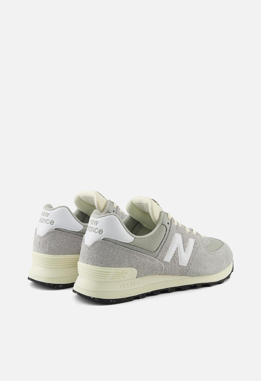 New Balance  - 574 v2