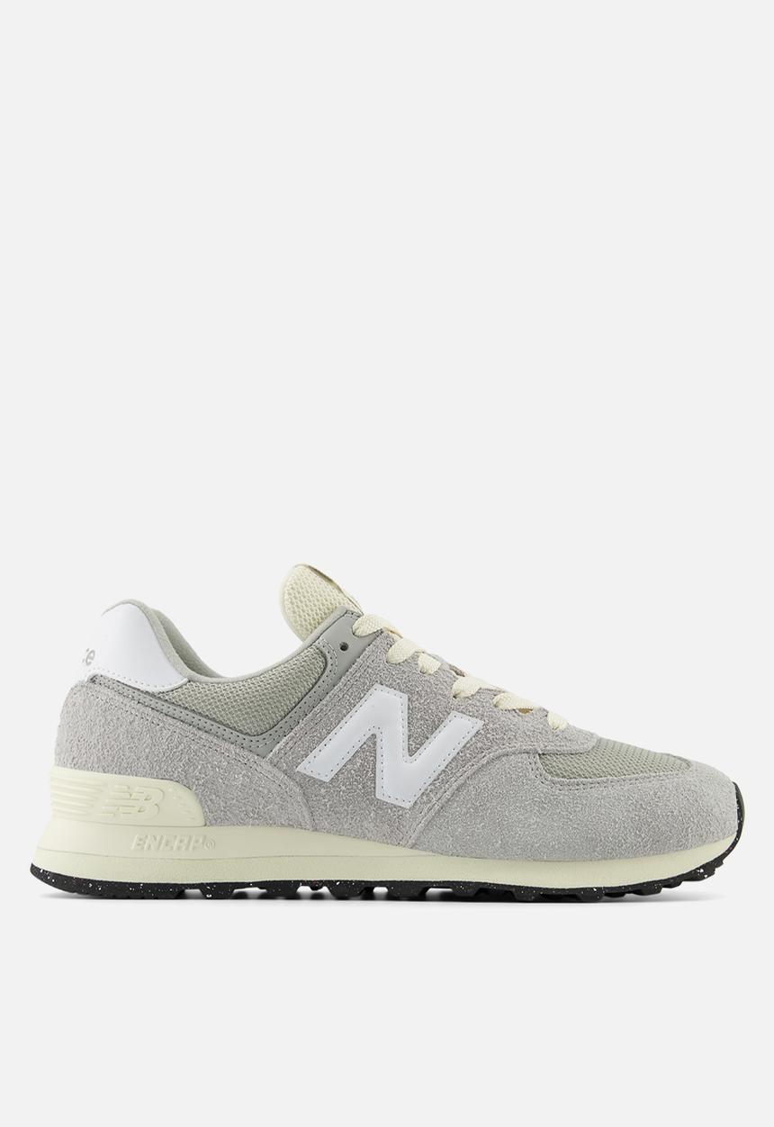 New Balance  - 574 v2
