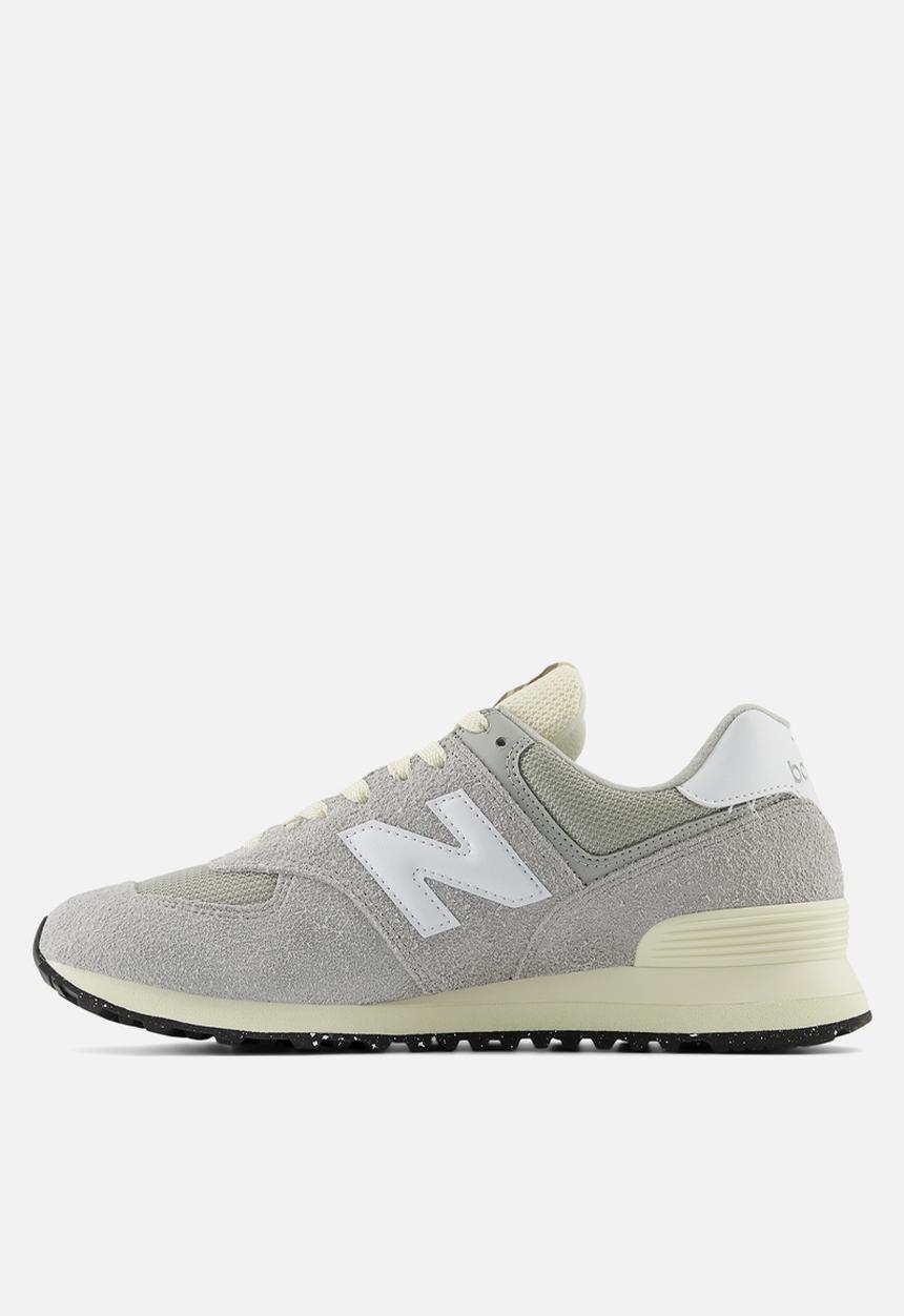 New Balance  - 574 v2