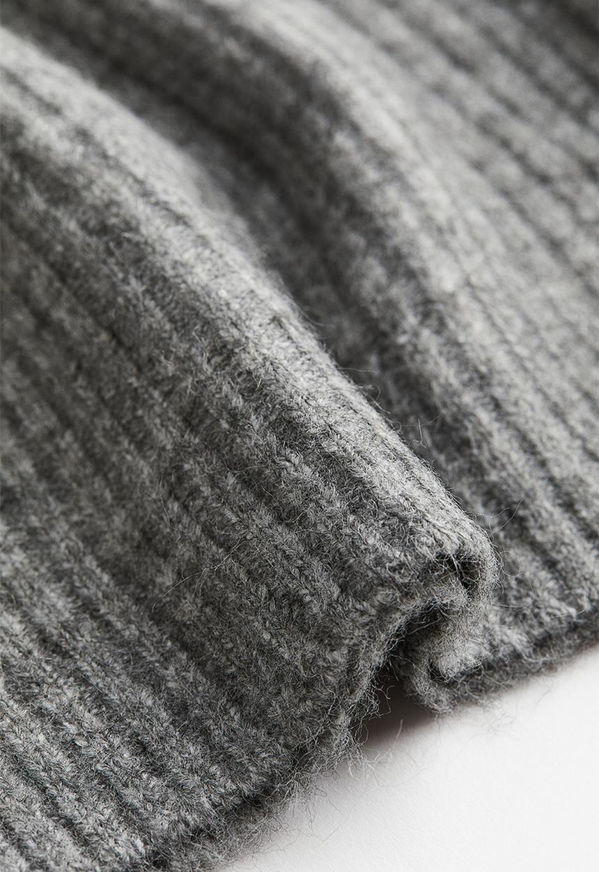 H&M - Oversized polo-neck jumper - grey