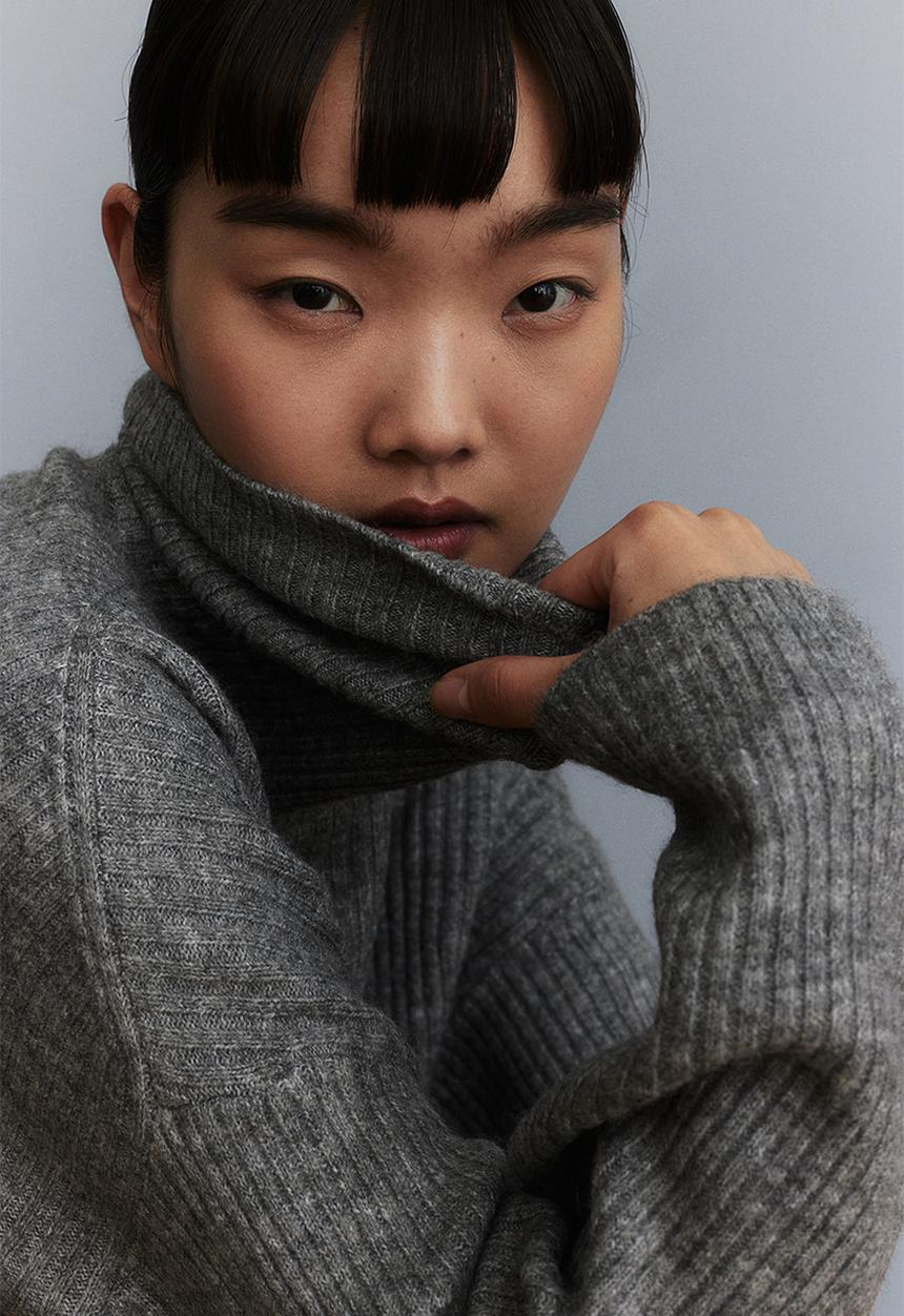 H&M - Oversized polo-neck jumper - grey