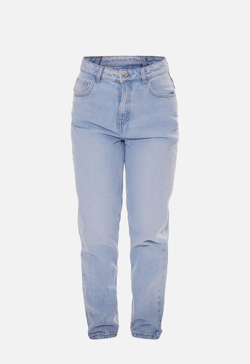 PrettyLittleThing - Light Blue Wash High Rise Mom Jeans - Light Blue