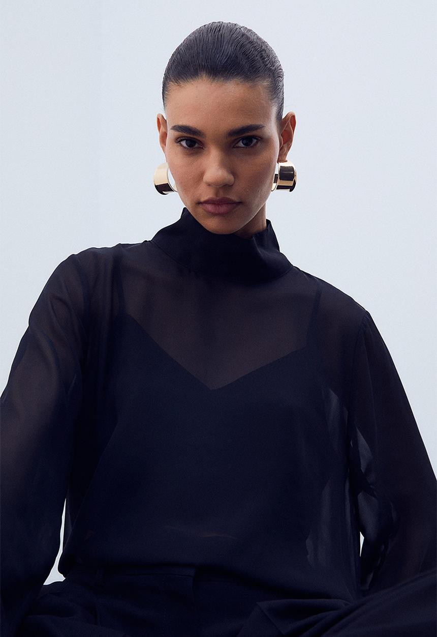 H&M - Sheer stand-up collar blouse - black