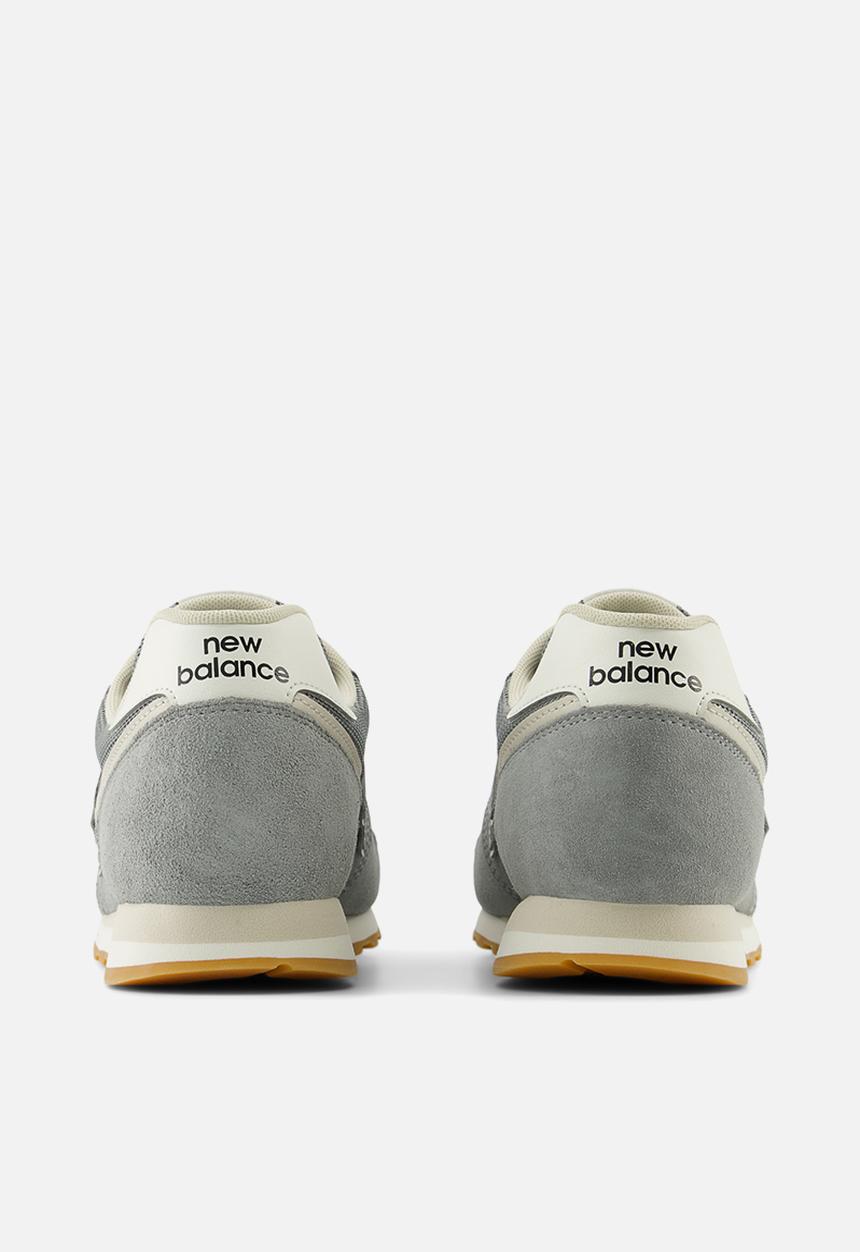 New Balance  - 373 v2