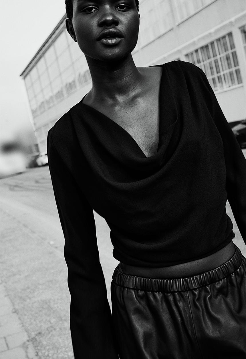 H&M - Cowl-neck blouse - black