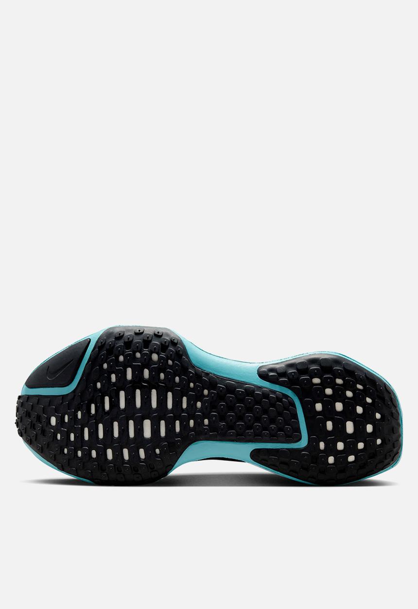 Nike - Invincible 3