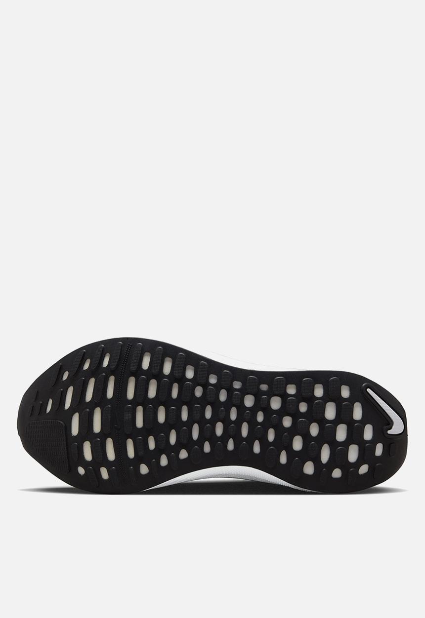 Nike - InfinityRN 4