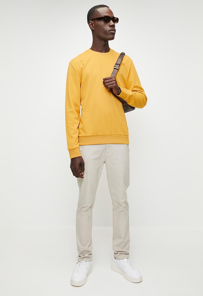 GUESS - Brand new tech stretch crew neck sweatshirt - gold flake