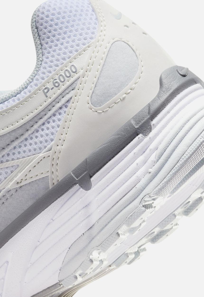 Nike - P-6000