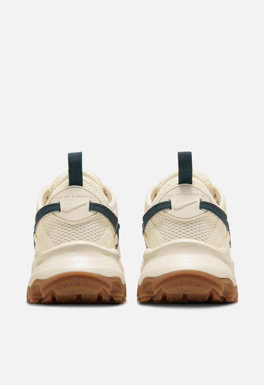 Nike - TC 7900