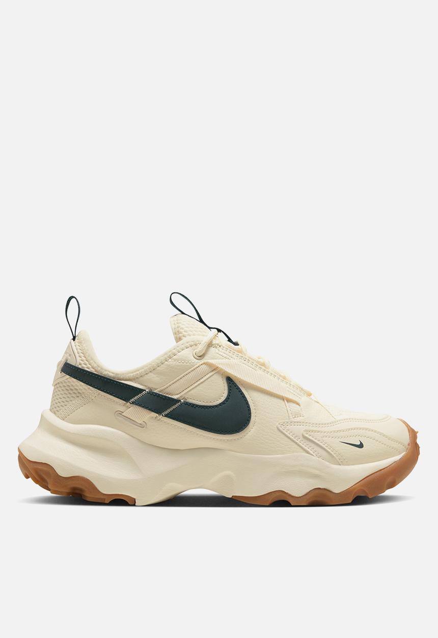 Nike - TC 7900