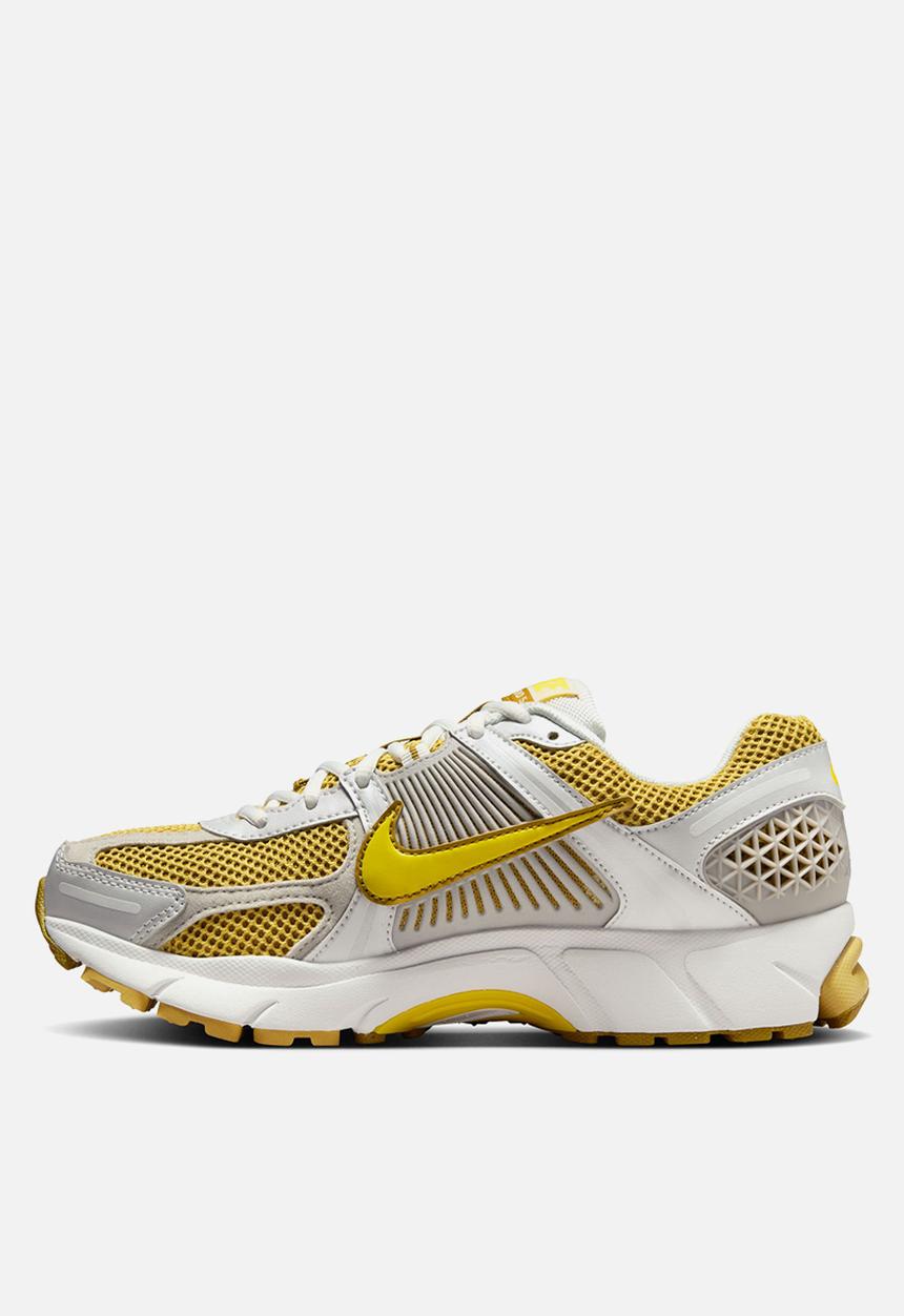 Nike - Zoom Vomero 5