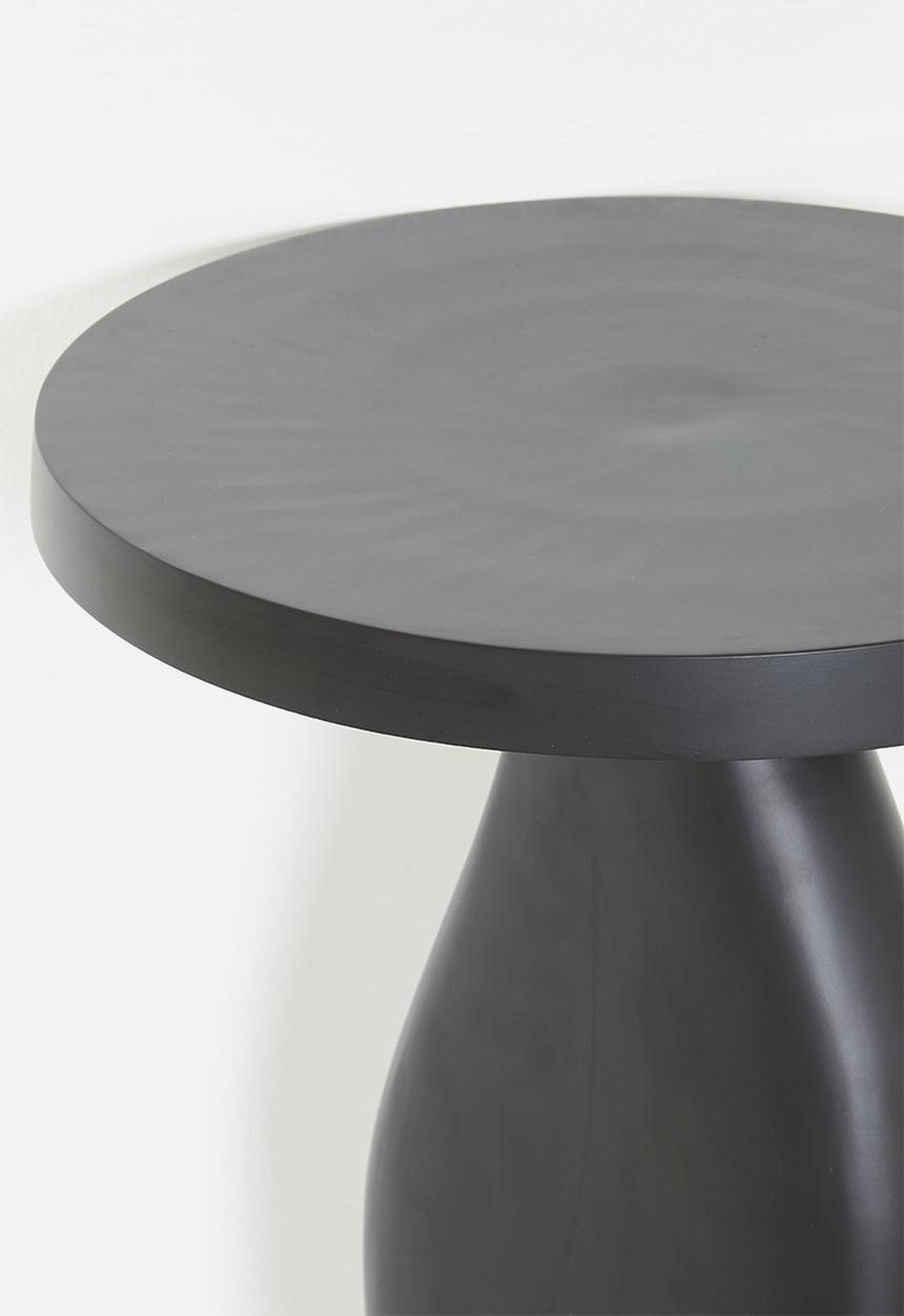 Sixth Floor - Whisper Side Table - black