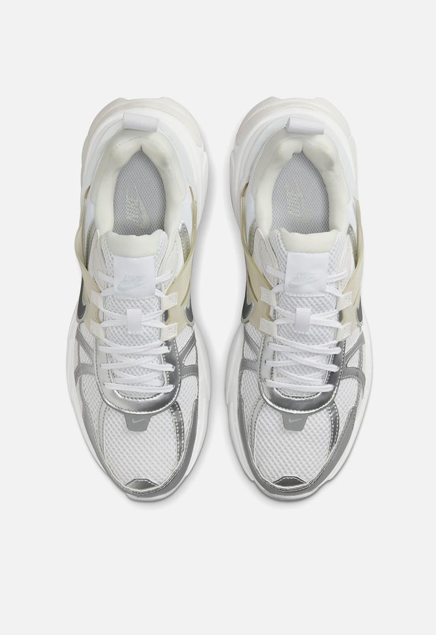 Nike - V2K Run