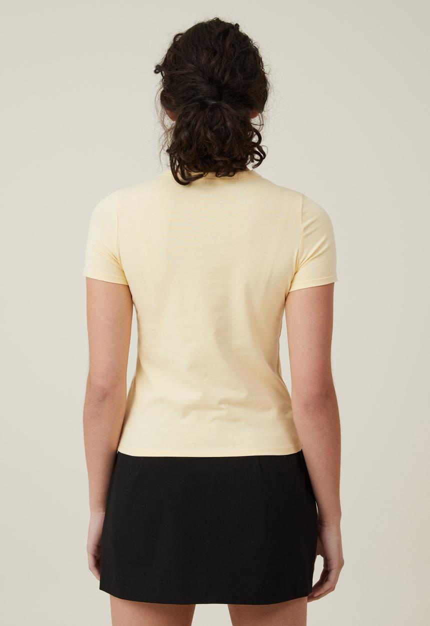 Cotton On - Fitted Graphic Longline Tee - Lacey/Butter Milk