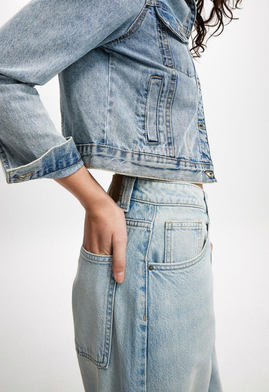 Cotton On - Super Baggy Jean - Sunfaded Blue