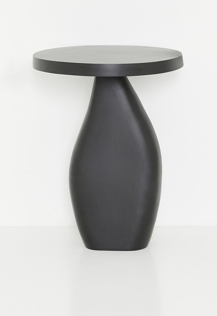Sixth Floor - Whisper Side Table - black